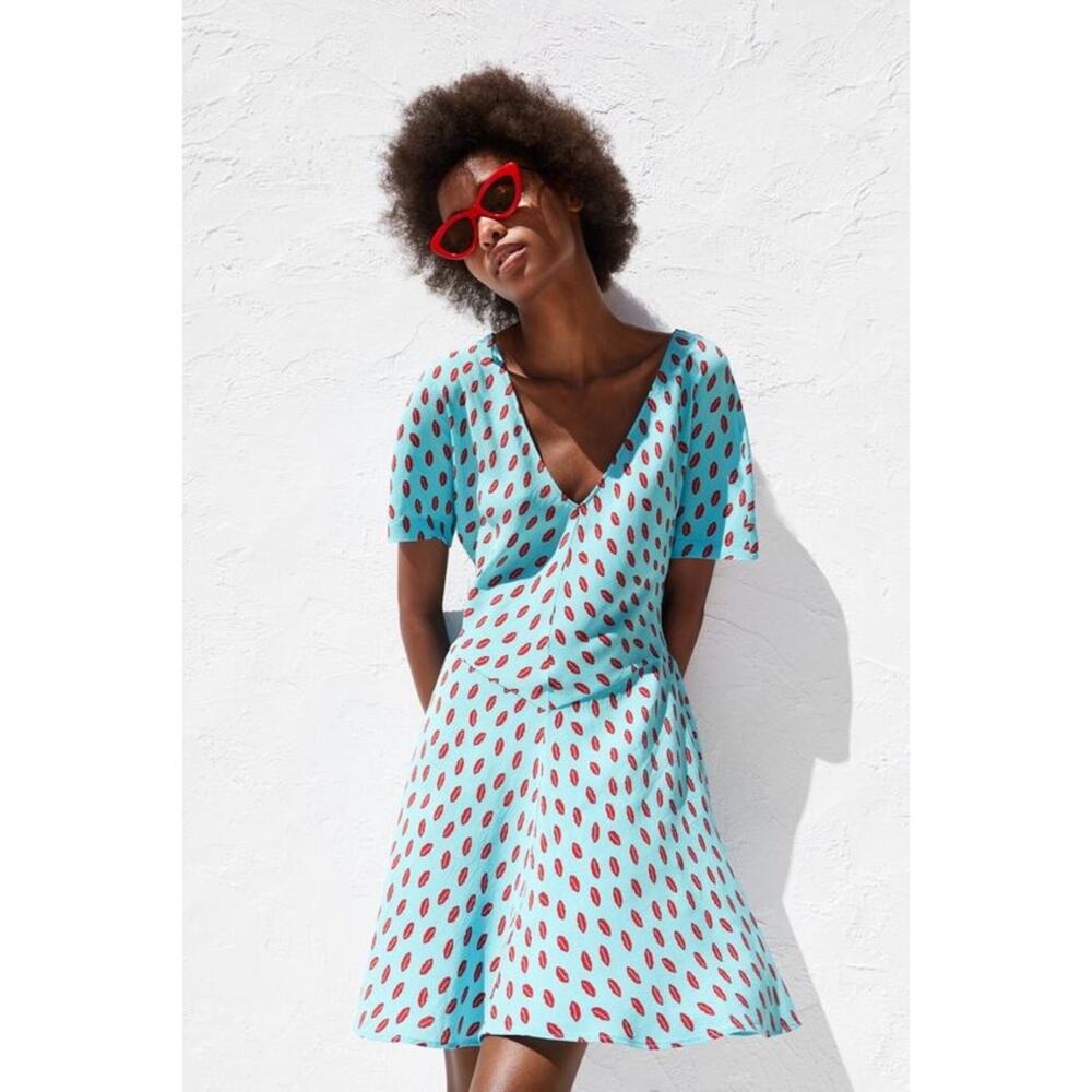 Zara Red Lips Print 100% Viscose Blue Mini Dress.